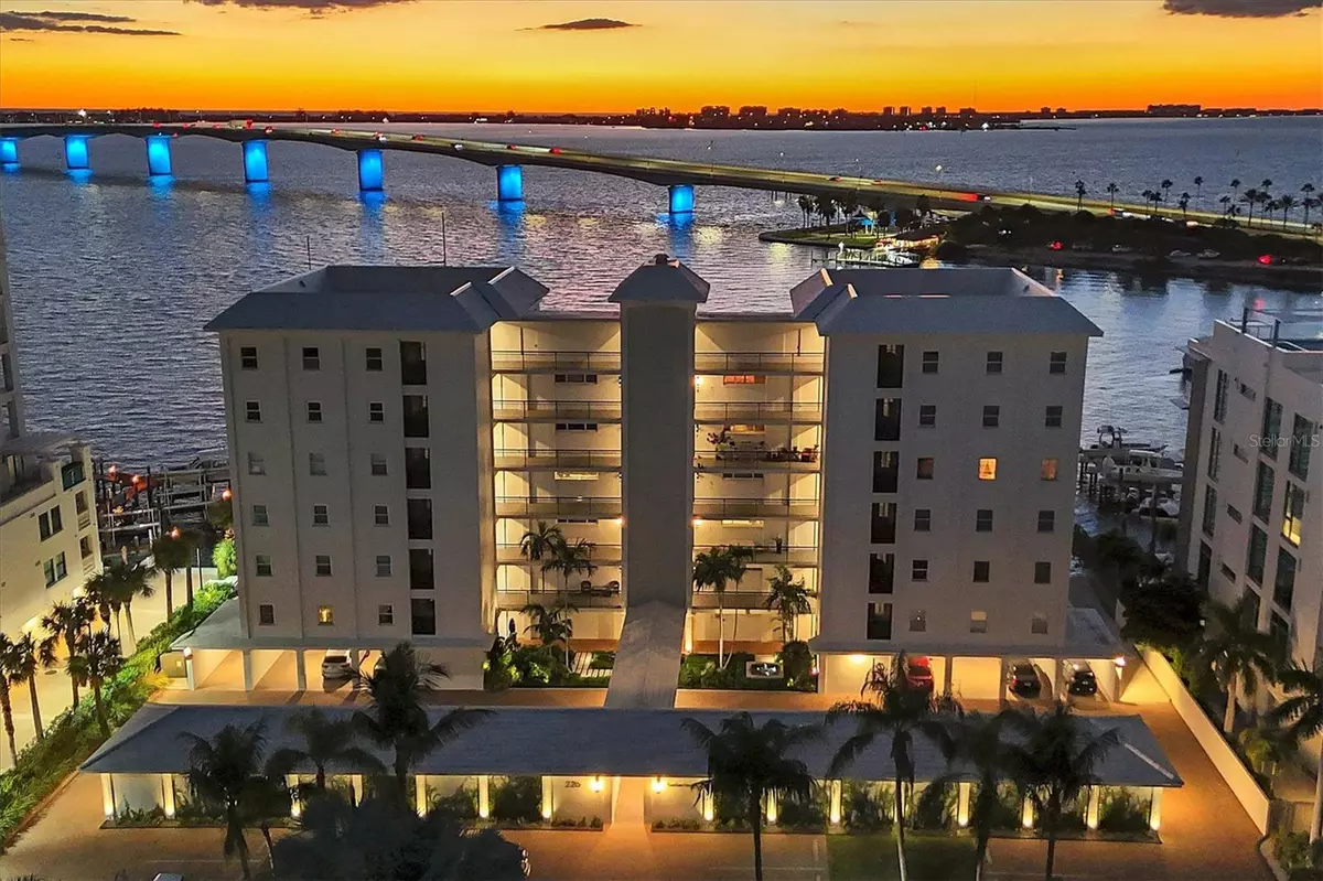 Sarasota, FL 34236,226 GOLDEN GATE PT #34