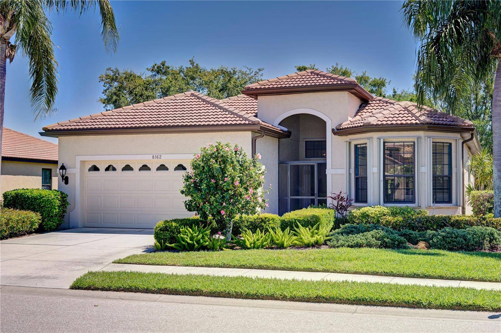 8162 STIRLING FALLS CIR, Sarasota, FL 34243