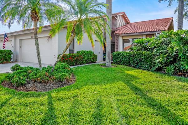 3862 WILSHIRE CIR W #107,  Sarasota,  FL 34238