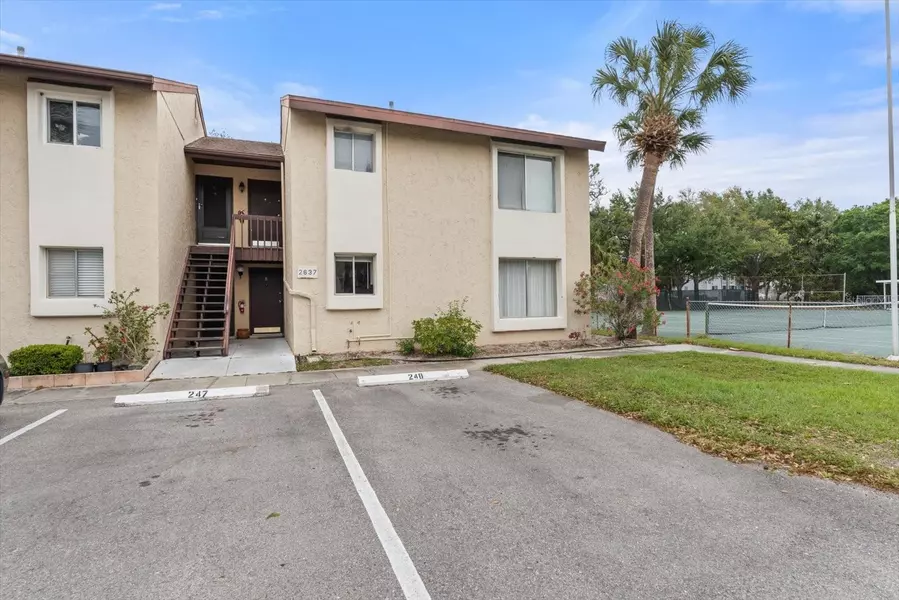 2637 PINE LAKE TER #B, Sarasota, FL 34237