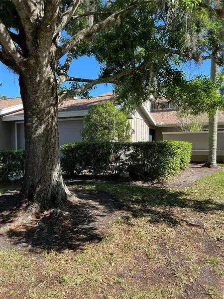 4555 FOREST WOOD TRL #23, Sarasota, FL 34241