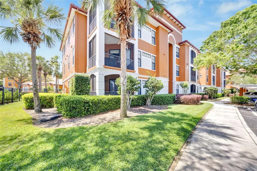 8319 38TH STREET CIR E #302, Sarasota, FL 34243