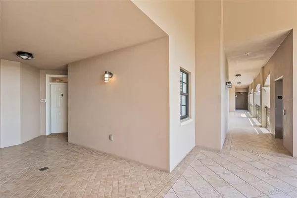 Lakewood Ranch, FL 34202,7718 LAKE VISTA CT #405