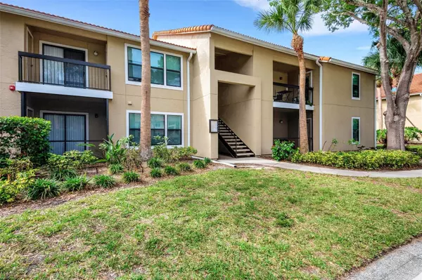 Sarasota, FL 34238,4033 CROCKERS LAKE BLVD #16