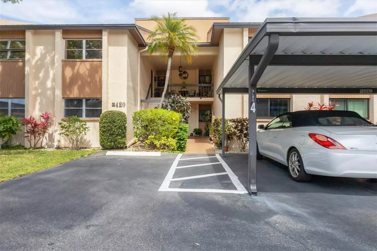 Sarasota, FL 34232,2420 CLUBHOUSE CIR #103