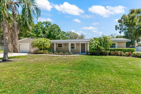 505 E LAKE DR,  Sarasota,  FL 34232