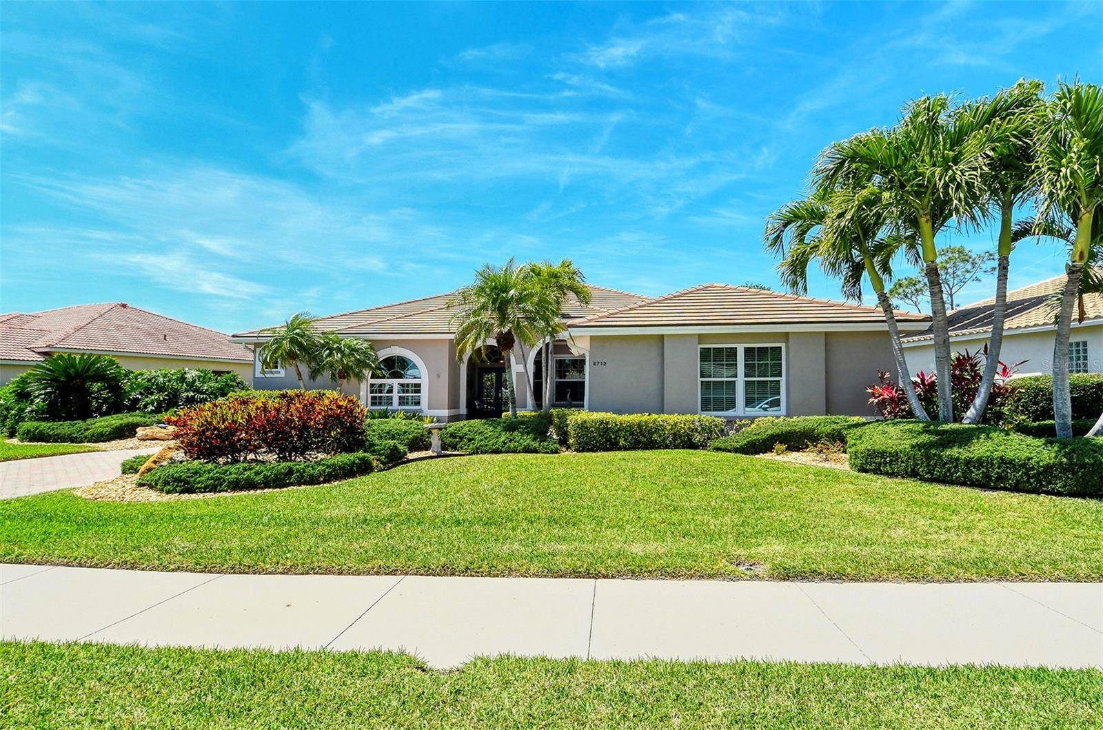 8712 GREY OAKS AVE, Sarasota, FL 34238