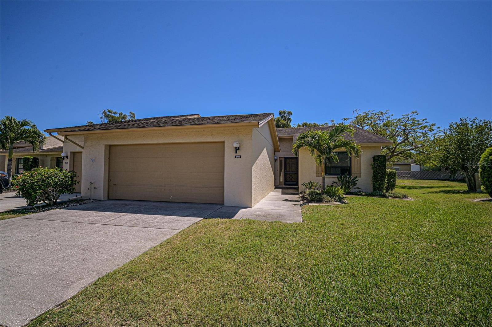 3115 GLEN ELYN BLVD #8,  Sarasota,  FL 34237