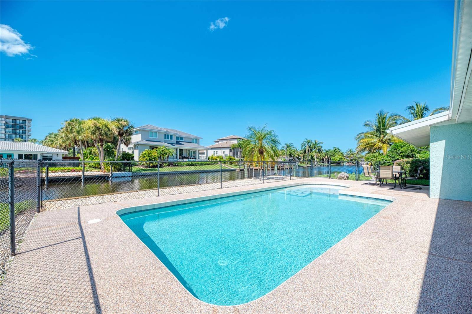 5577 CONTENTO DR, Sarasota, FL 34242