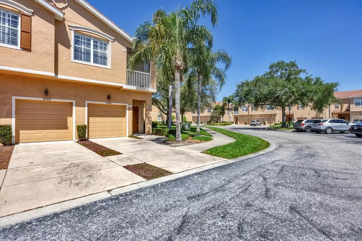 Sarasota, FL 34243,3544 PARKRIDGE CIR #31-203