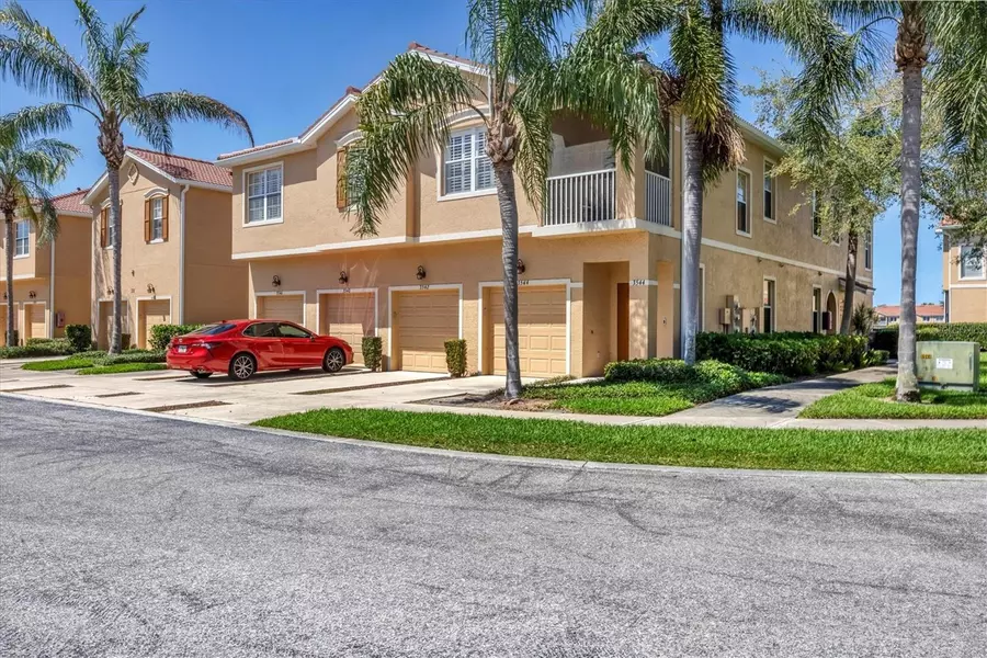 3544 PARKRIDGE CIR #31-203, Sarasota, FL 34243