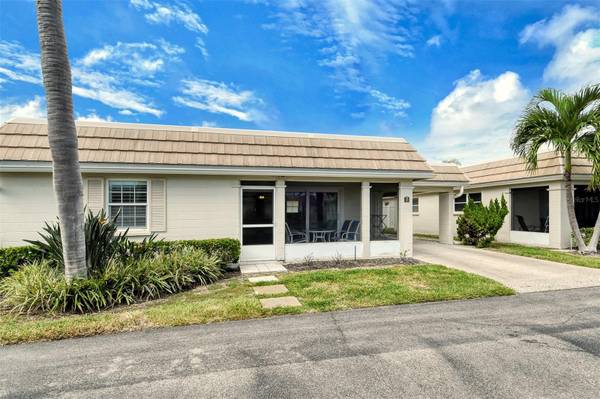 6150 MIDNIGHT PASS RD #VILLA7, Sarasota, FL 34242