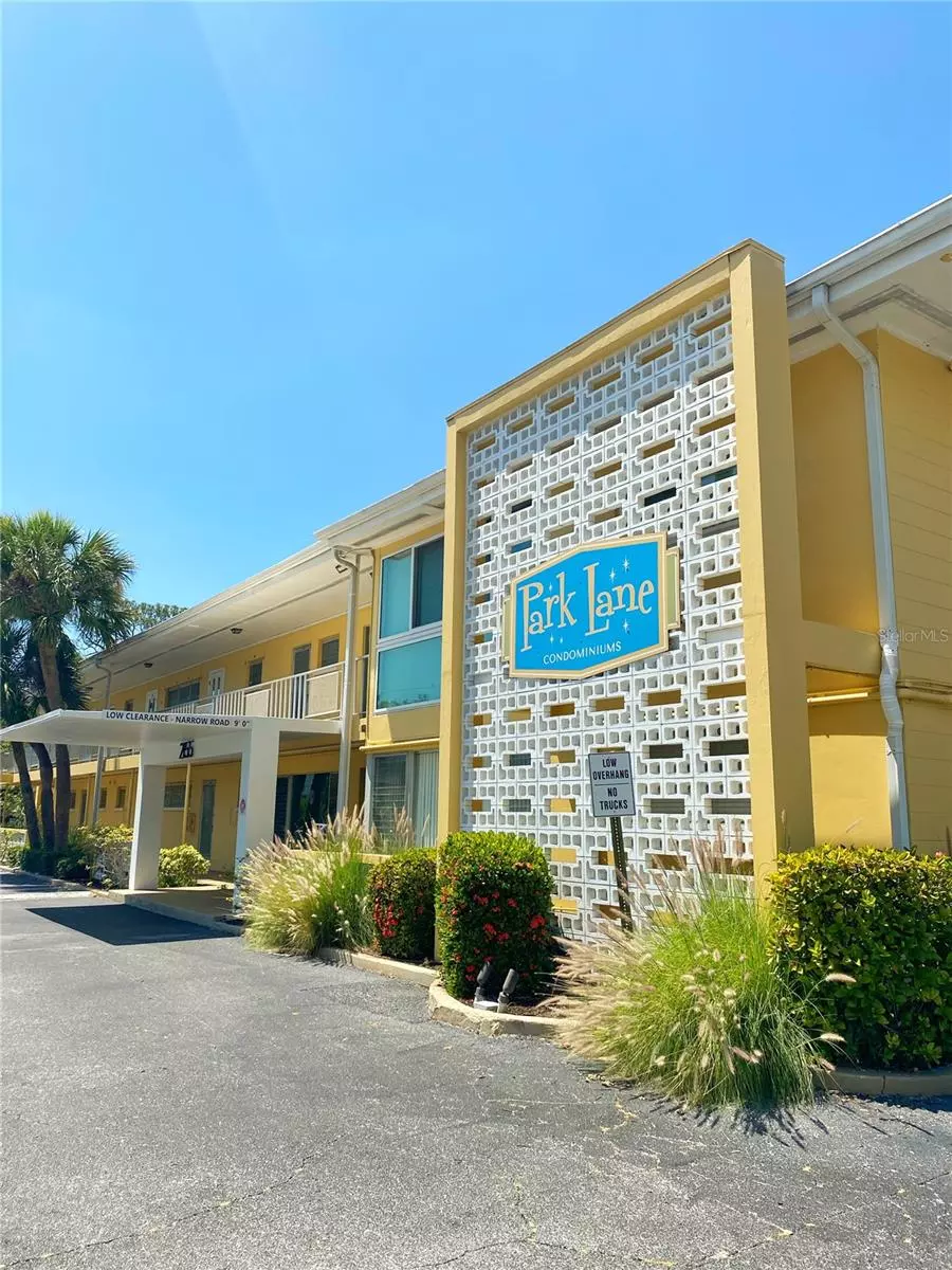 Sarasota, FL 34237,2155 WOOD ST #B6