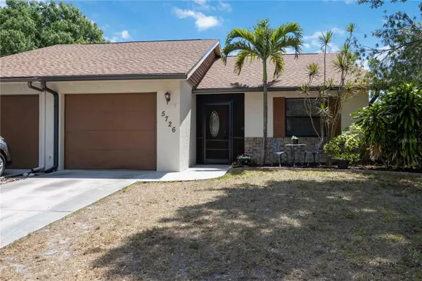 Sarasota, FL 34232,5726 DEER HOLLOW TRL