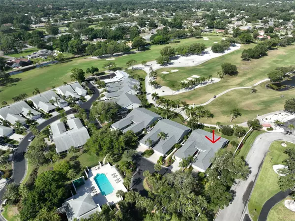 Sarasota, FL 34243,5536 COUNTRY CLUB WAY #5536