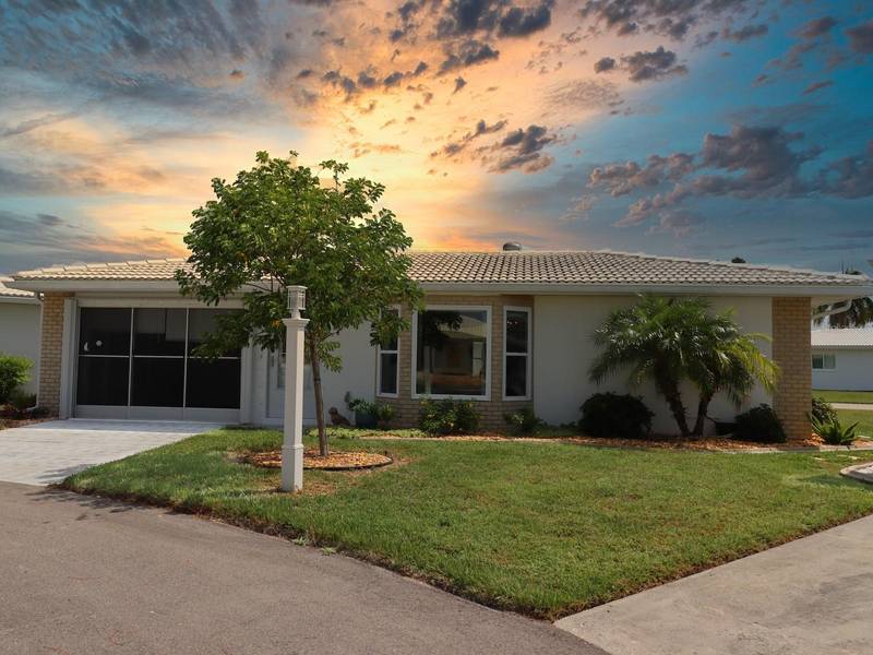 334 CIRCLEWOOD DR #E3-2, Venice, FL 34293