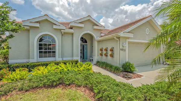 6855 WINSLOW ST, Sarasota, FL 34243