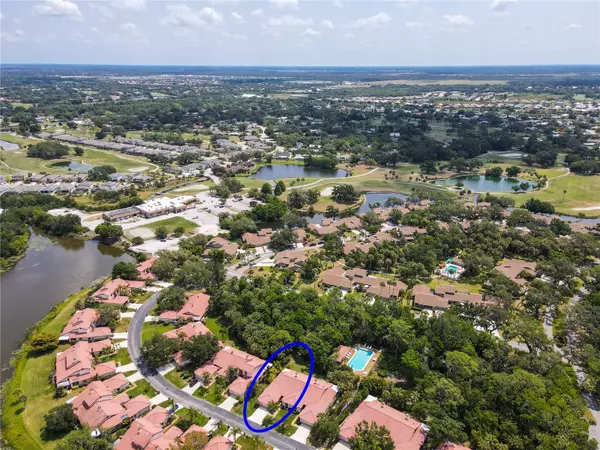 Sarasota, FL 34241,7406 OAK MOSS DR #10