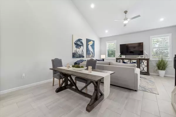 5532 COACHWOOD CV Bradenton, FL 34211