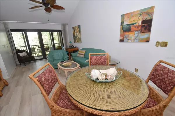 Sarasota, FL 34231,1720 GLENHOUSE DR #GL429