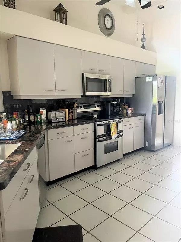 Venice, FL 34292,1418 GLENEAGLES DR