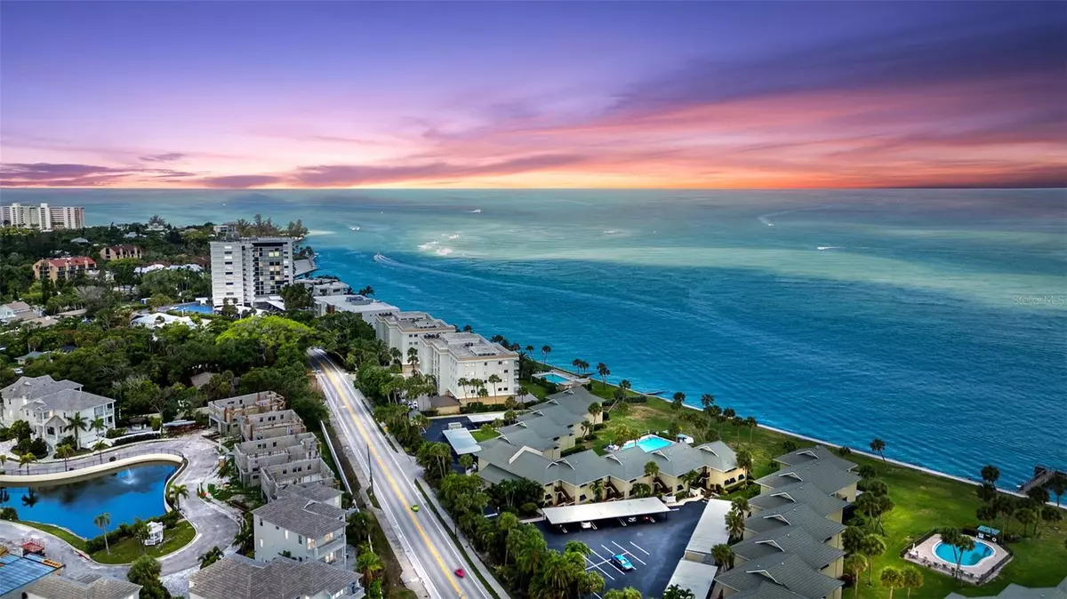 Sarasota, FL 34242,4660 OCEAN BLVD #Q2
