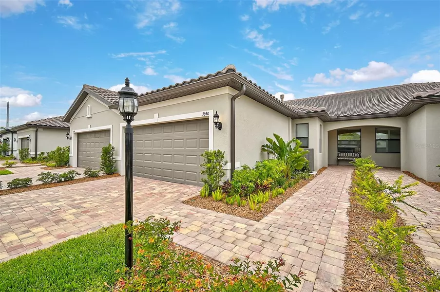 7640 SUMMERLAND CV, Bradenton, FL 34202