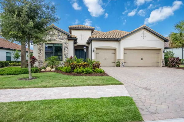 7123 WHITTLEBURY TRL, Lakewood Ranch, FL 34202