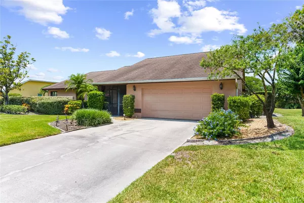 Sarasota, FL 34241,8315 TURNBERRY CIR