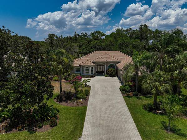 2143 CALUSA LAKES BLVD, Nokomis, FL 34275