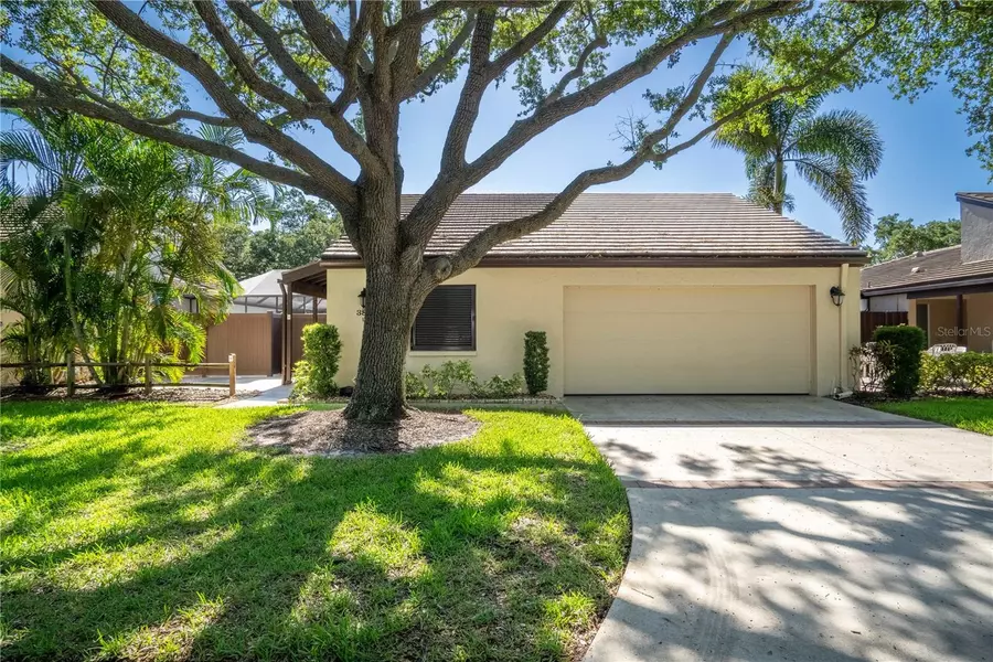3806 GLEN OAKS MANOR DR, Sarasota, FL 34232