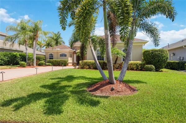 329 SNAPDRAGON LOOP, Bradenton, FL 34212