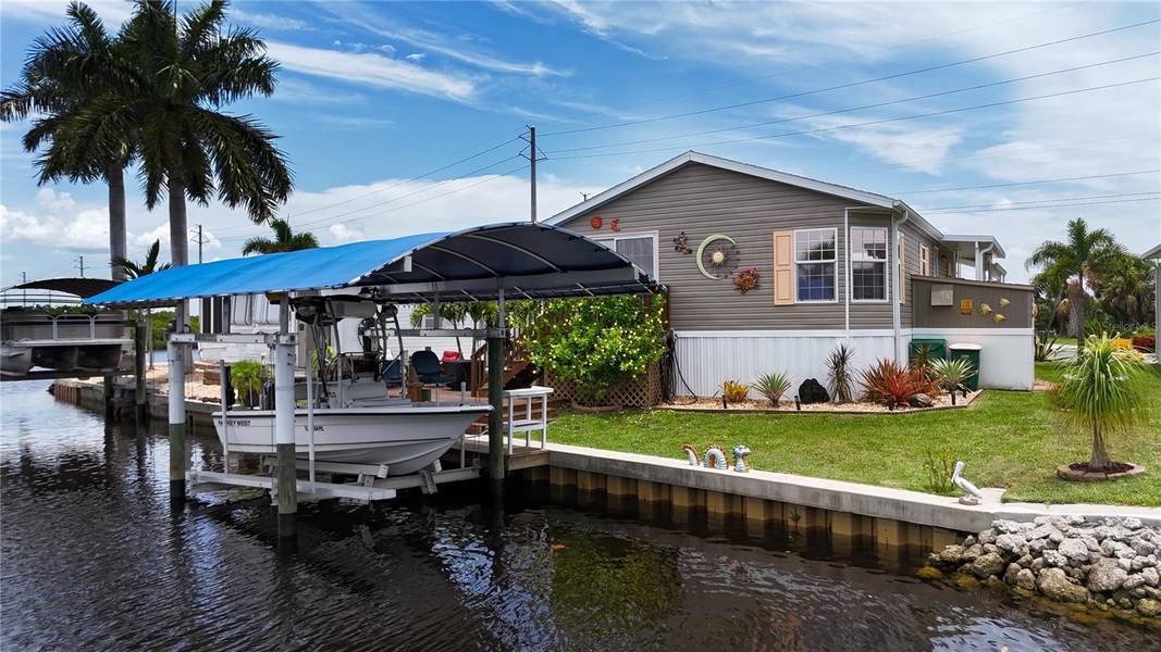 3413 BAYSIDE Pkwy, Punta Gorda, FL 33982