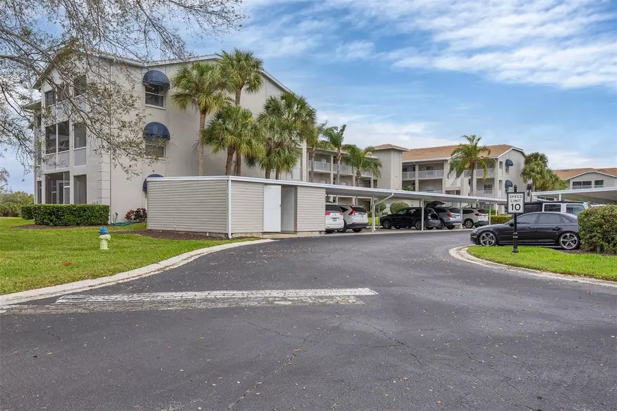 9630 CLUB SOUTH CIR #6202, Sarasota, FL 34238