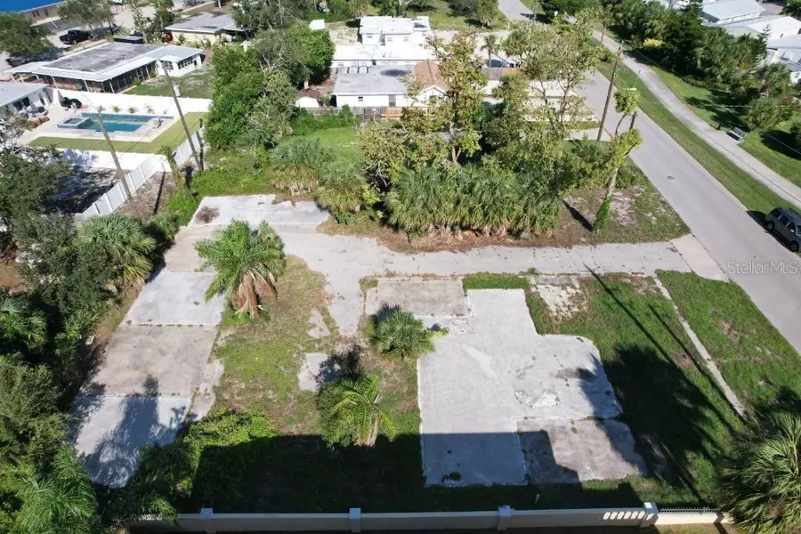 628 GOLF DR, Venice, FL 34285