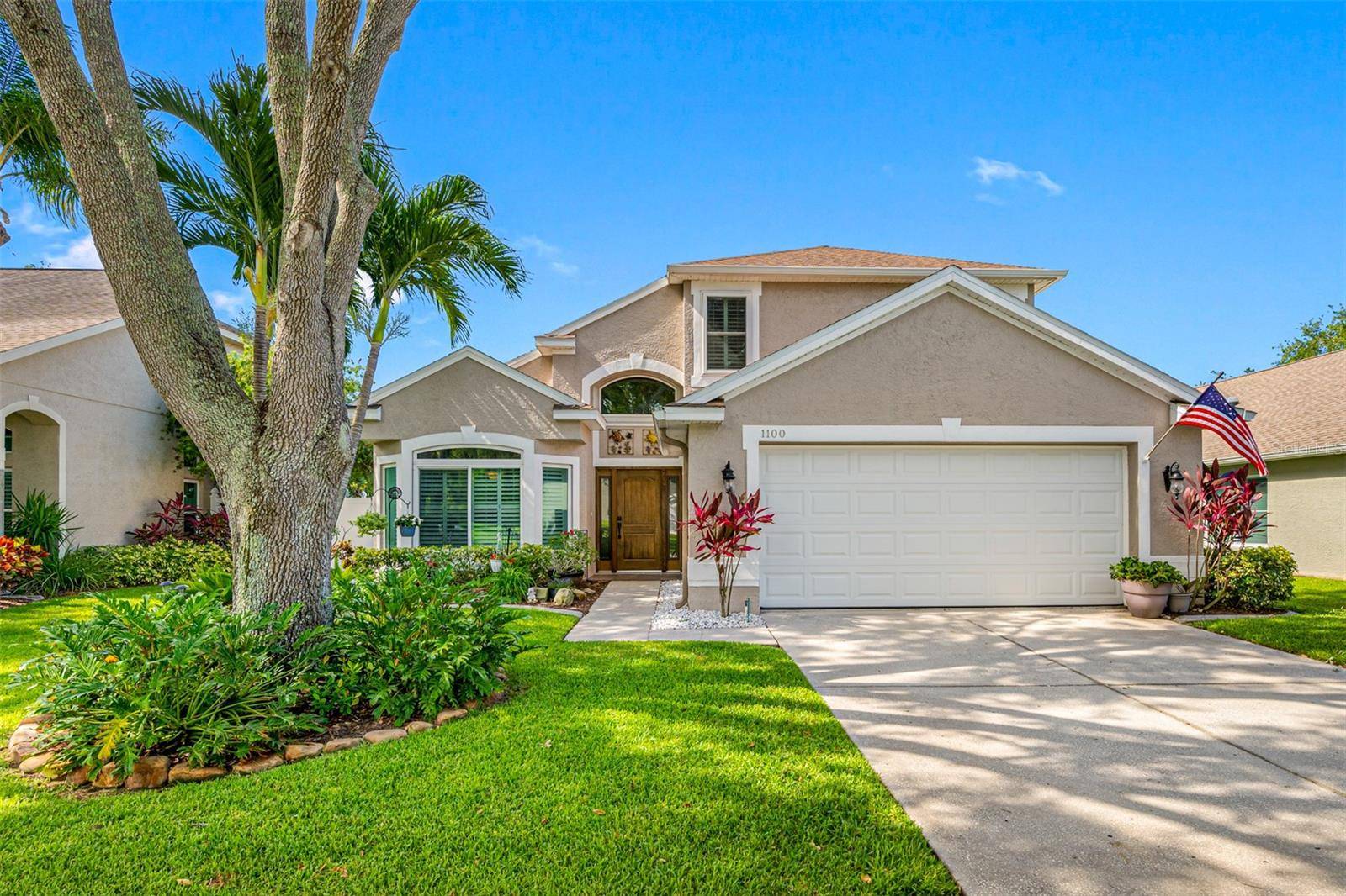 1100 BLUFFS CIR, Dunedin, FL 34698
