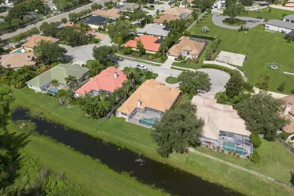 Sarasota, FL 34233,5734 OAKTON CT