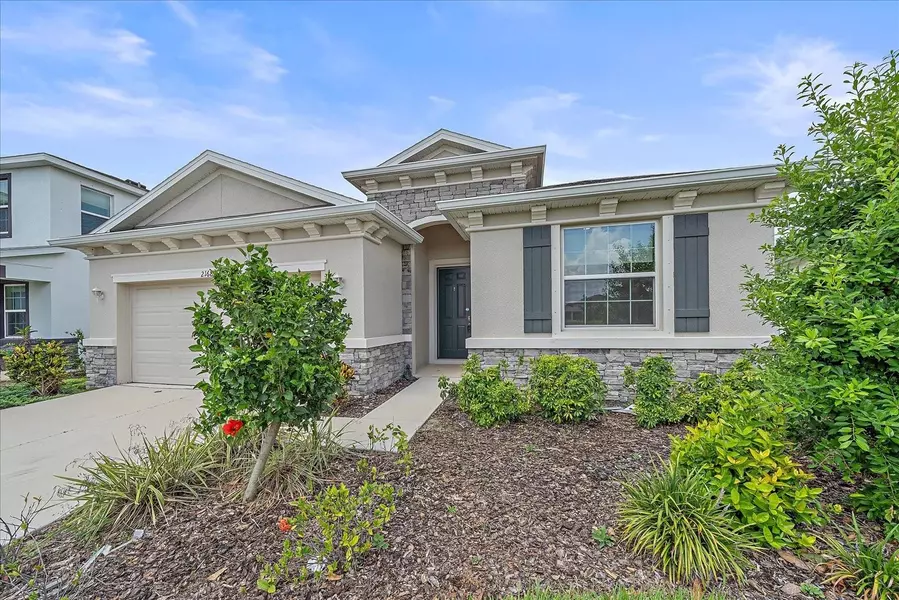 2168 MIDNIGHT PEARL DR, Sarasota, FL 34240