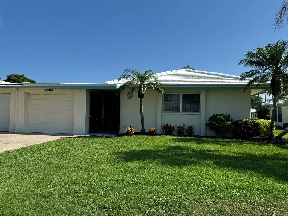 Bradenton, FL 34209,6904 10TH AVE W #512