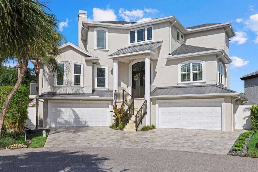 3 MANGROVE PT, St Pete Beach, FL 33706