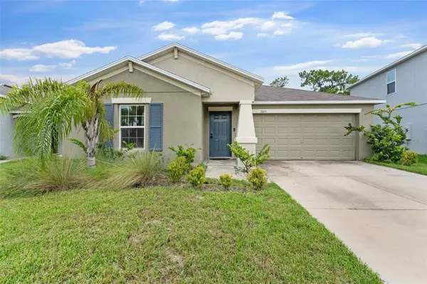 7015 TRENT CREEK DR,  Sun City Center,  FL 33573