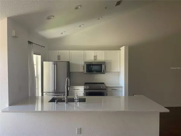 Sarasota, FL 34238,4275 CASTLEBRIDGE LN #1324