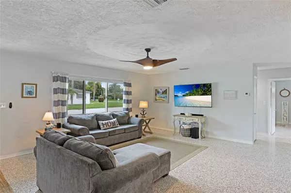 Bradenton, FL 34207,4608 ORLANDO CIR