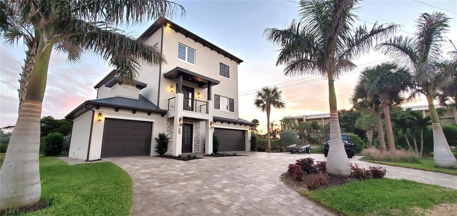 500 BUTTONWOOD DR, Longboat Key, FL 34228