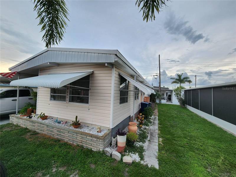 511 50TH AVENUE TER W, Bradenton, FL 34207