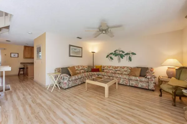 Holmes Beach, FL 34217,6250 HOLMES BLVD #34