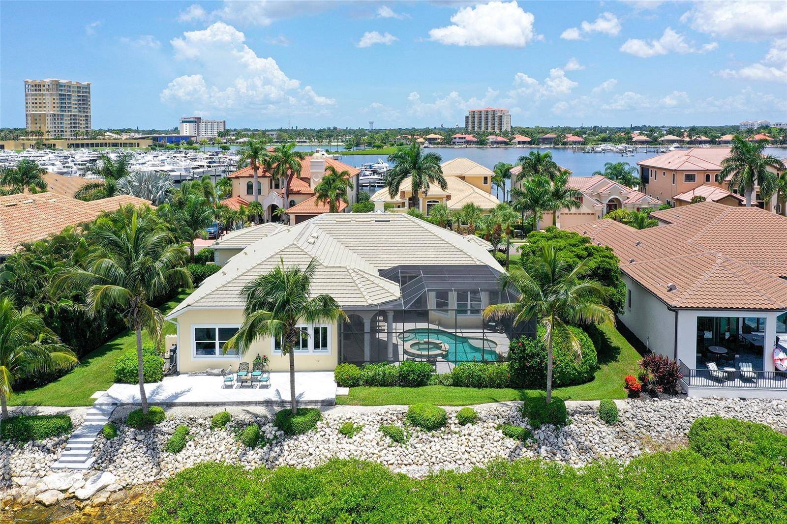 Palmetto, FL 34221,811 RIVIERA DUNES WAY