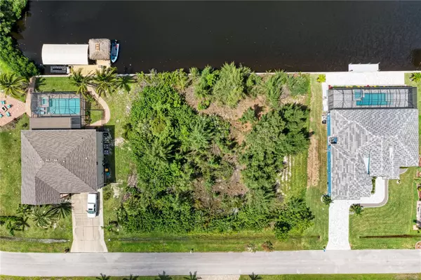 Port Charlotte, FL 33981,15068 CHINOOK WAY