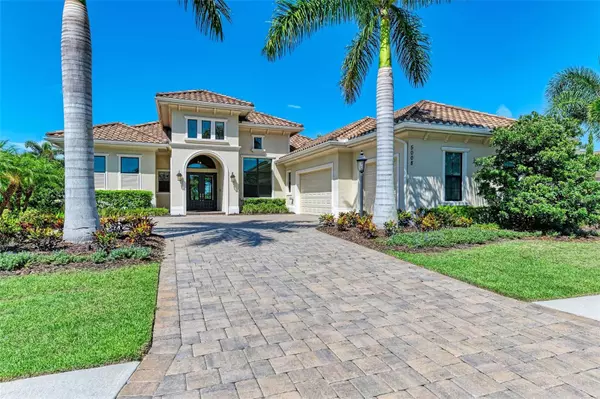 5008 BENITO CT, Lakewood Ranch, FL 34211