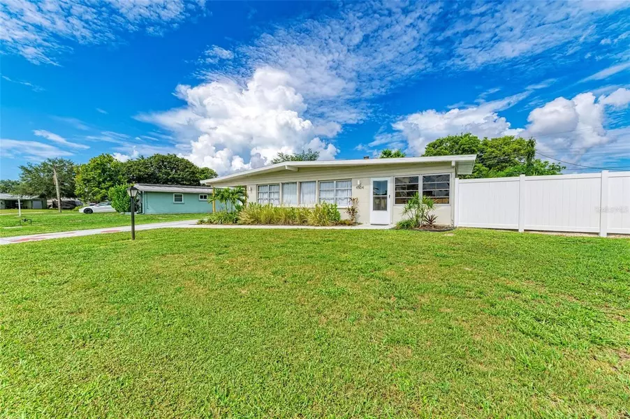 4504 57TH ST W, Bradenton, FL 34210